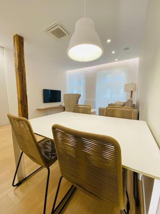 Atseden Apartment Aire Condicionado - Opcion A Parking - سان سيباستيان المظهر الخارجي الصورة